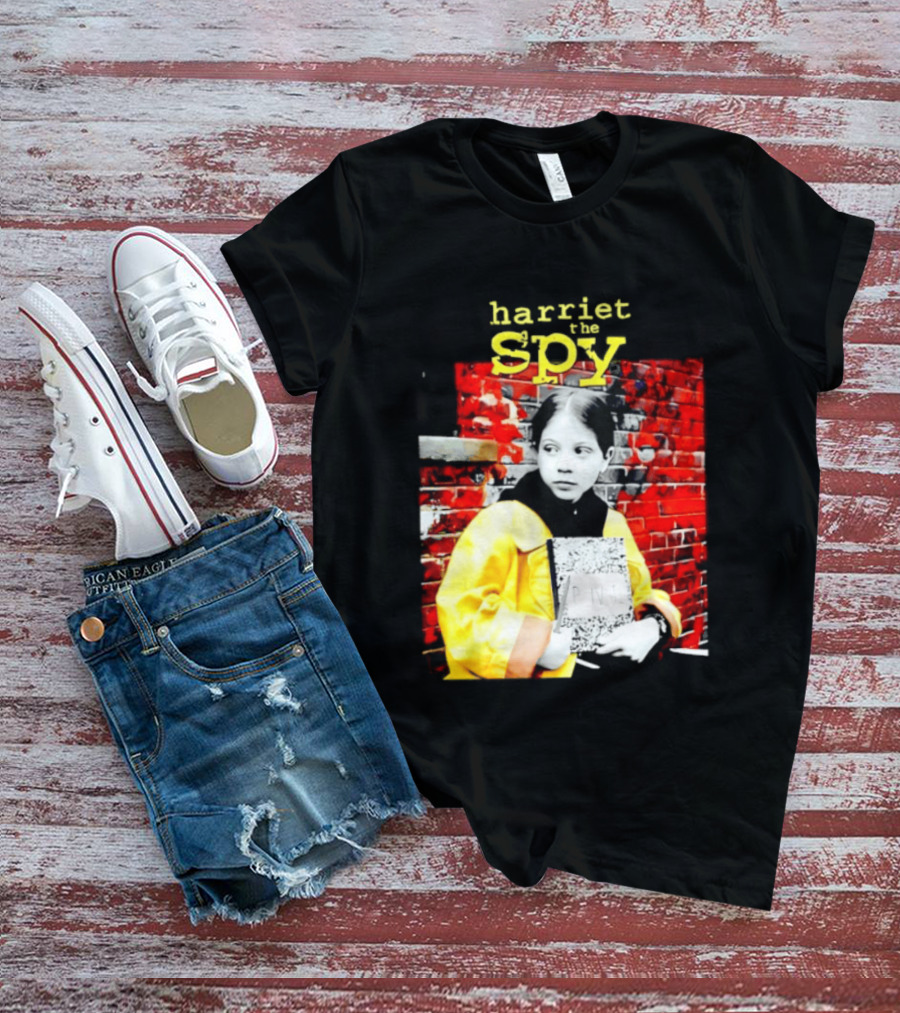 Harriet The Spy Michelle Trachtenberg Classic Yellow Raincoat Notepad T-Shirt