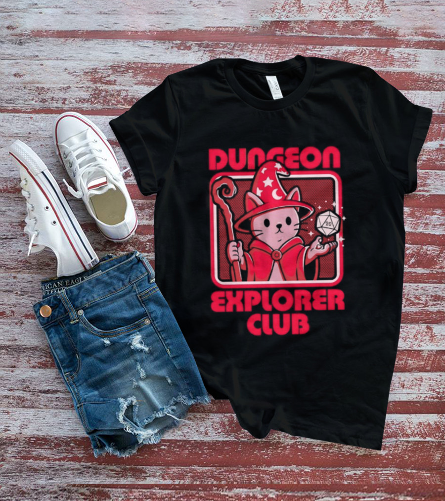 Dungeon Explorer Club Wizard Cat With D20 Dice Magic Wand T-Shirt