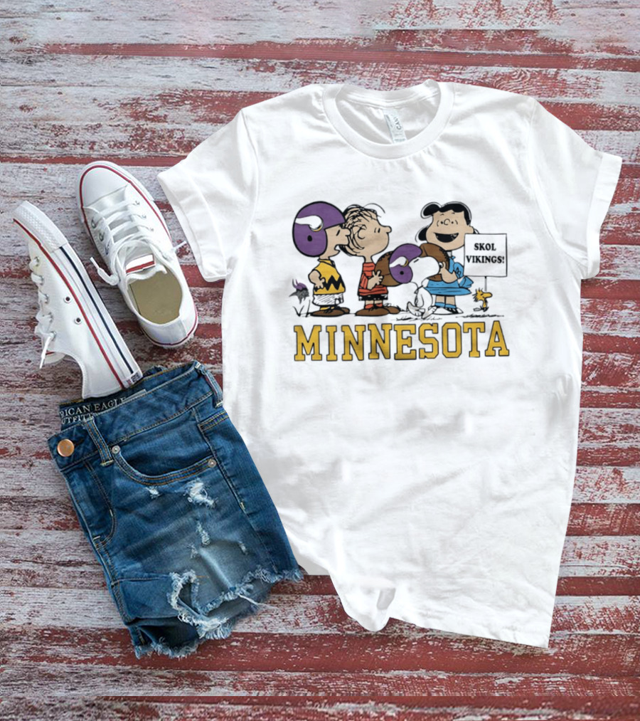 Minnesota Vikings Peanuts Skol Vikings Linus Lucy Woodstock Charlie Brown T-Shirt