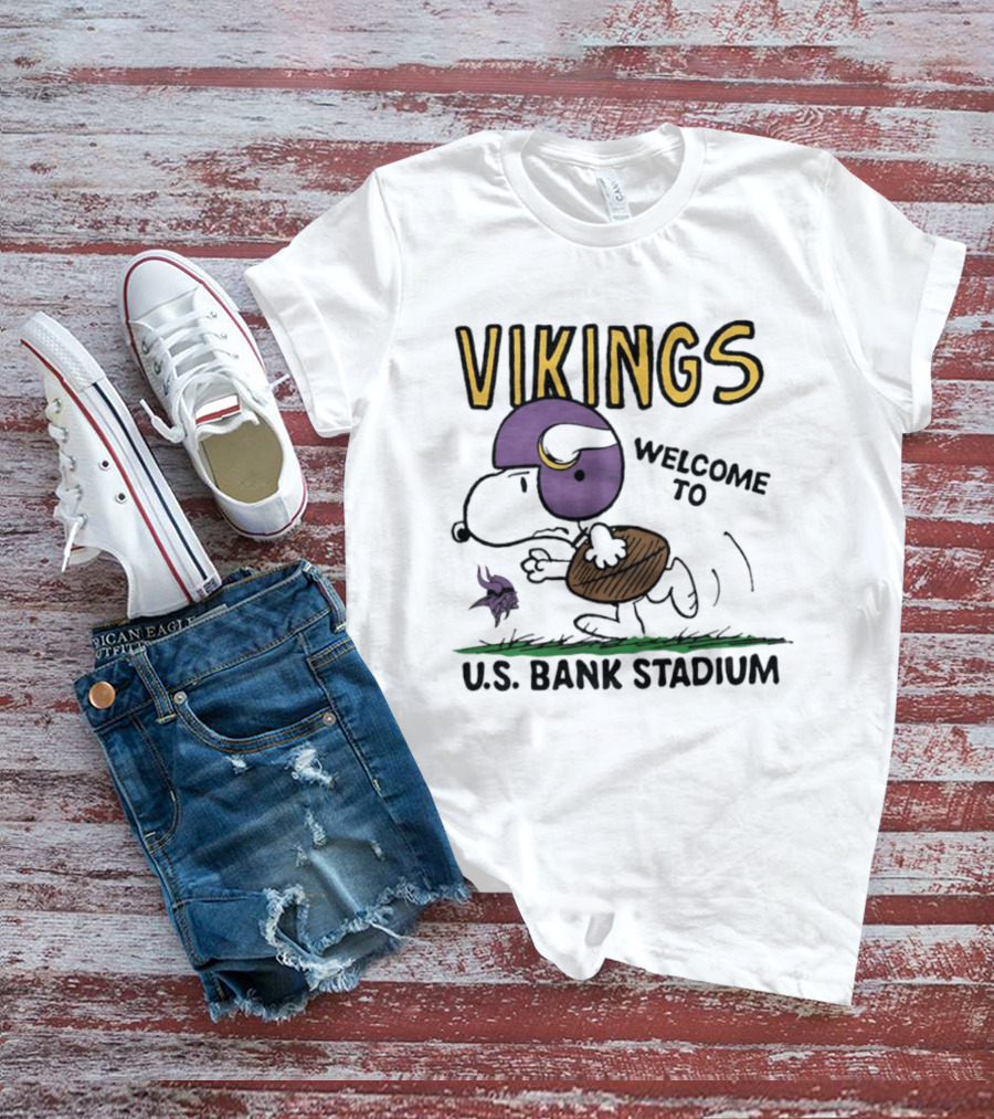 Minnesota Vikings Snoopy Welcome To U.S. Bank Stadium Peanuts Collaboration T-Shirt