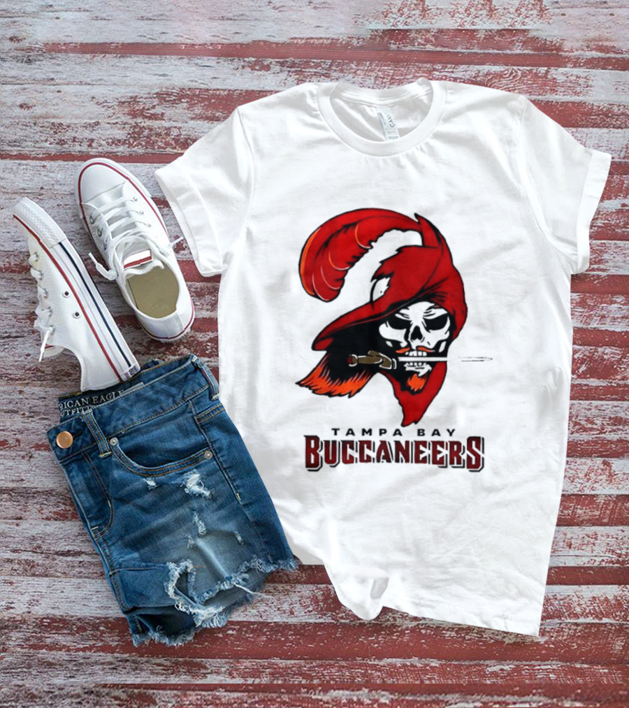 Rueben Bain Jr Tampa Bay Buccaneers 2026 Fire The Cannons Football Skeleton Pirate Flag T-Shirt