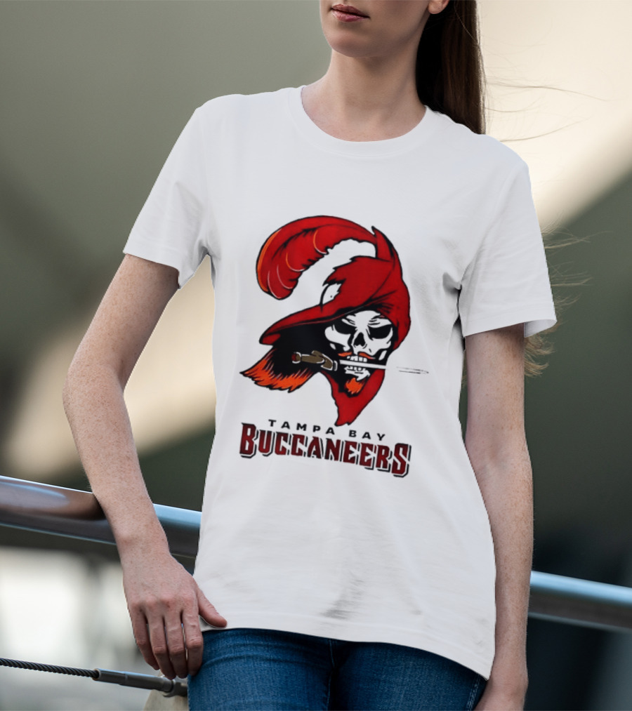 Rueben Bain Jr Tampa Bay Buccaneers 2026 Fire The Cannons Football Skeleton Pirate Flag T-Shirt