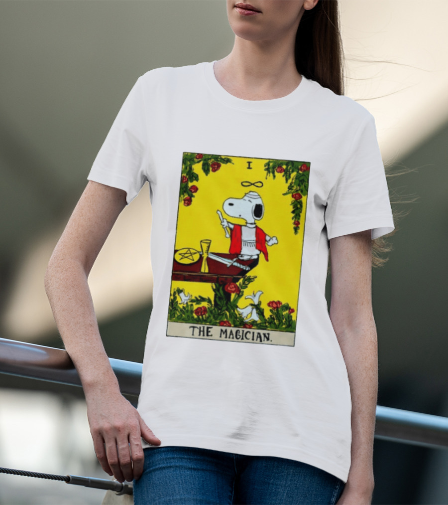 Snoopy Peanuts The Magician Tarot Card T-Shirt