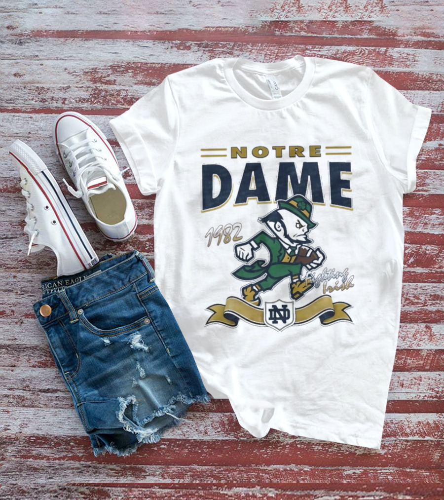 Notre Dame Fighting Irish Leprechaun 1982 Vintage Football T-Shirt