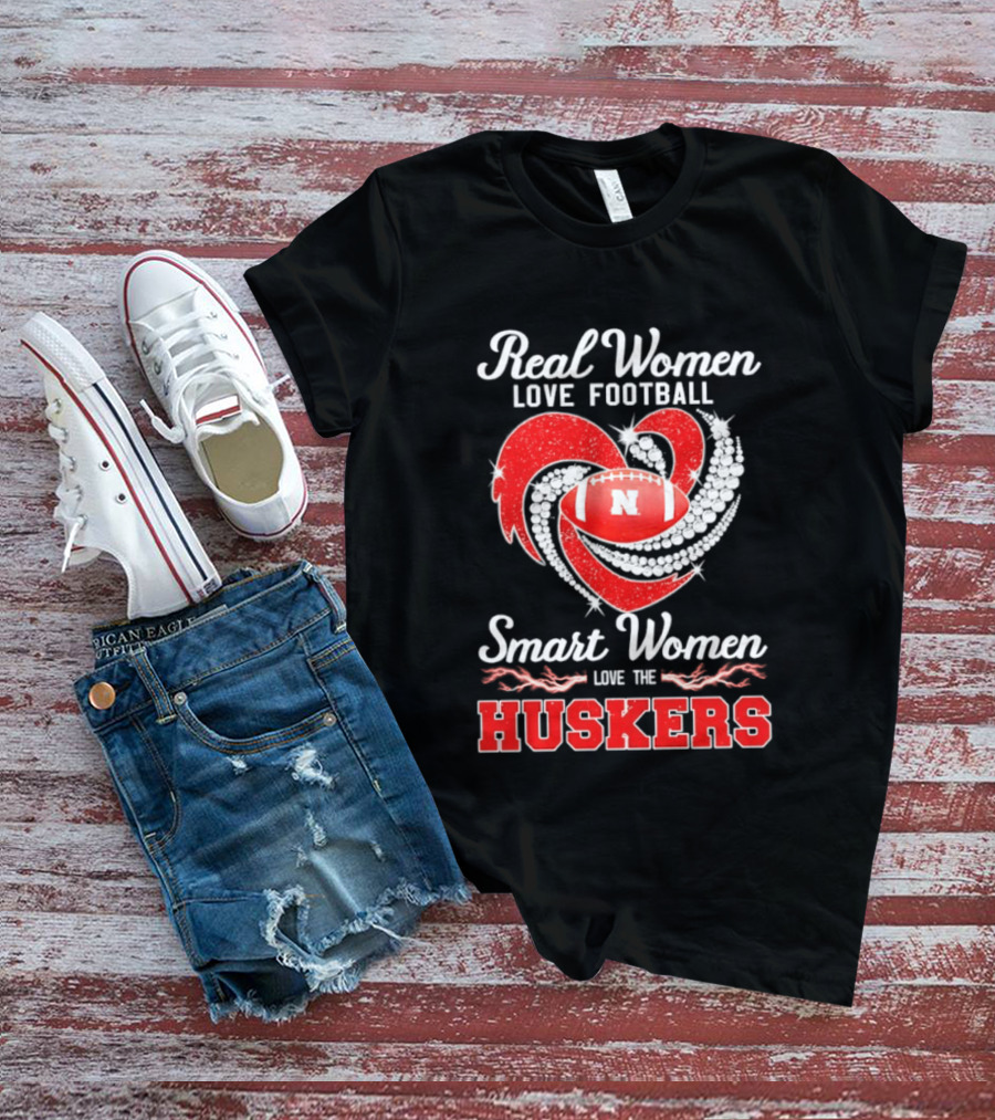 Real Women Love Football Smart Women Love The Nebraska Huskers Football Heart T-Shirt
