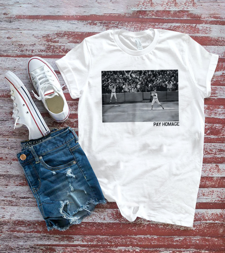 Carlton Fisk Boston Red Sox Baseball Pay Homage Moment Iconic Celebration T-Shirt
