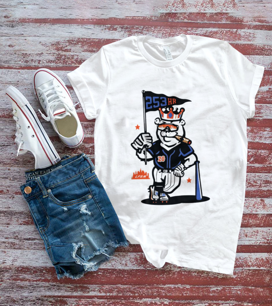 Pete Alonso New York Mets Polar Bear 253 HR Cigar King T-Shirt