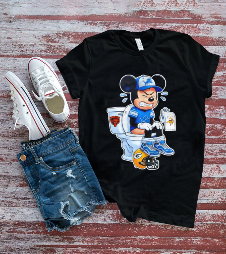 Detroit Lions Mickey Toilet Beating Bears Vikings Packers Football T-Shirt