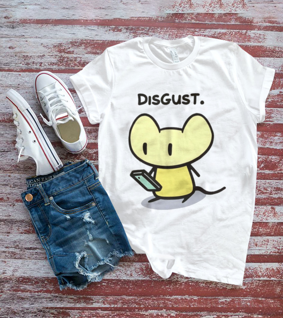 Disgust Mouse With Phone Vintage Humor T-Shirt