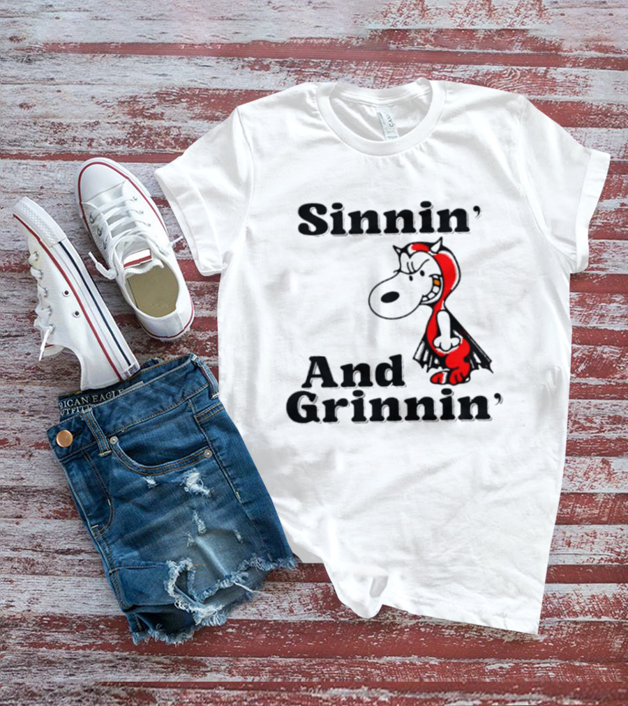 Sinnin' And Grinnin' Snoopy Devil Peanuts Cartoon T-Shirt