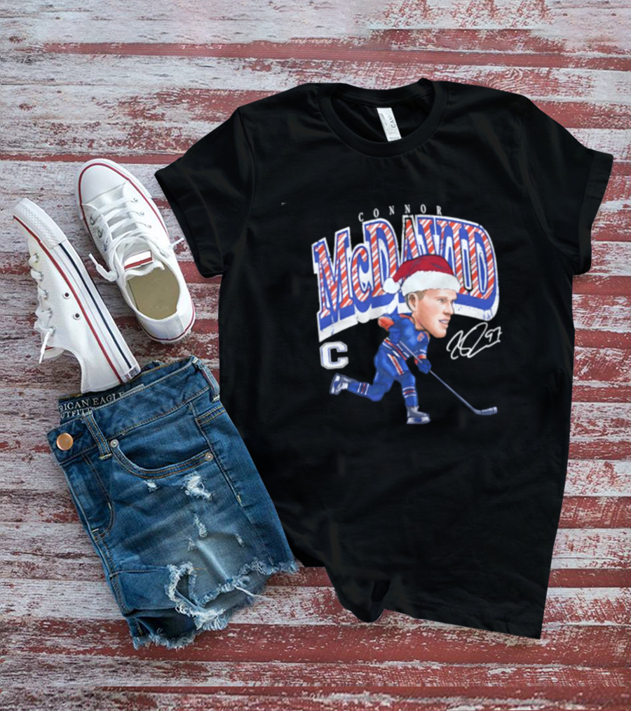 Connor McDavid Edmonton Oilers Cartoon Santa Hat ND97 T-Shirt