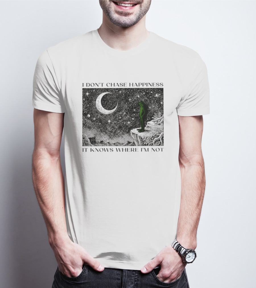 I Don't Chase Happiness It Knows Where I'm Not Frog Moonlit Starry Night T-Shirt