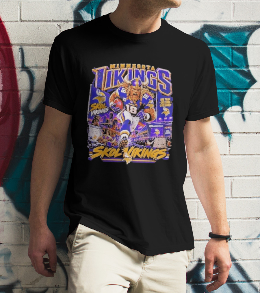 Minnesota Vikings Skol Vikings One Team One Skol One Family 18 Football City Highlights T-Shirt