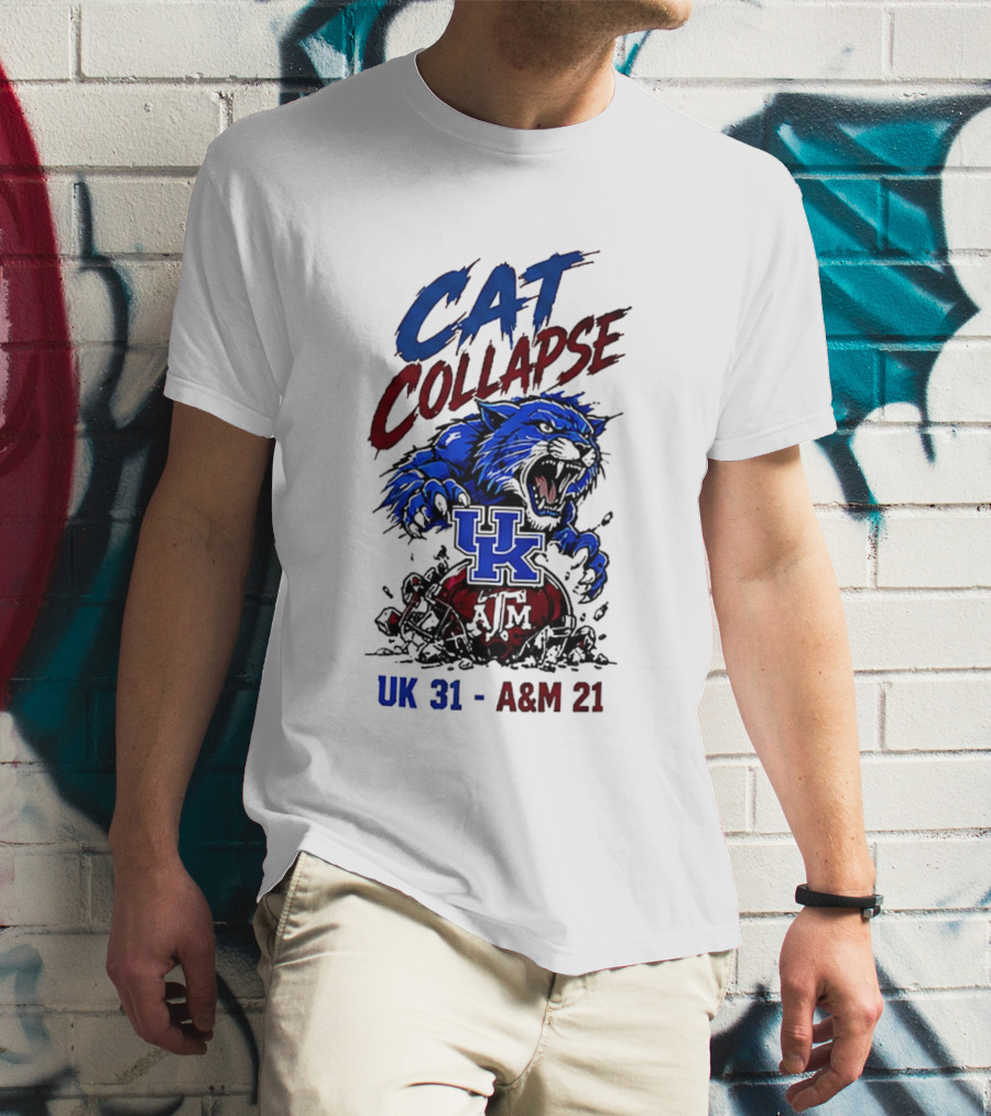 Cat Collapse UK Wildcats Crushing A&M Helmet UK 31 A&M 21 T-Shirt