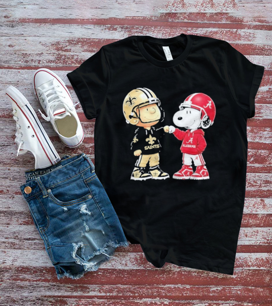 Charlie Brown Saints Snoopy Alabama Fist Bump Football T-Shirt