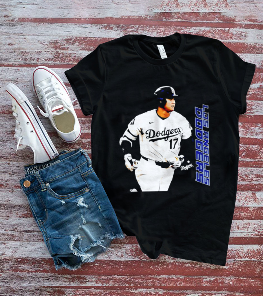 Shohei Ohtani Los Angeles Dodgers MLB Swing 17 T-Shirt