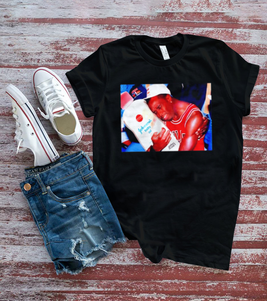 Sean Diddy Combs Johnson's Baby Oil Chicago Bulls Hugging Moment T-Shirt