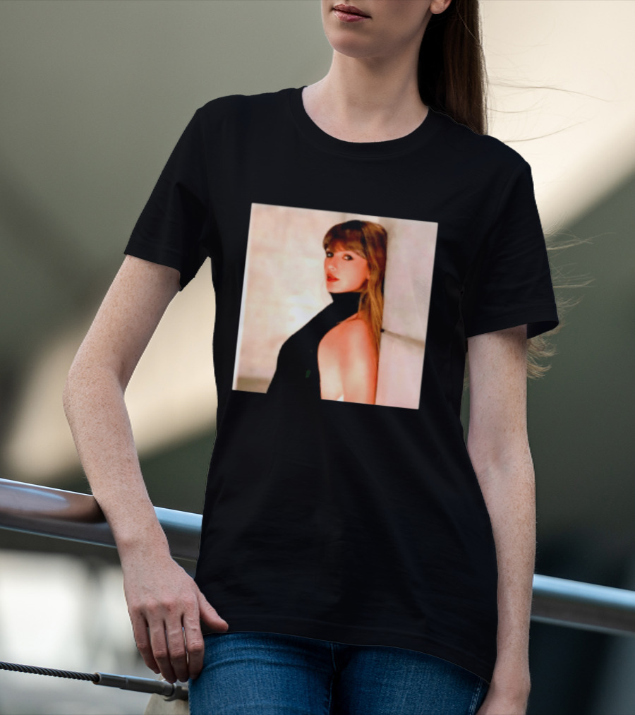 I'm Sorry, I Don't Know Who This Is Based On The Image Alone. T-Shirt