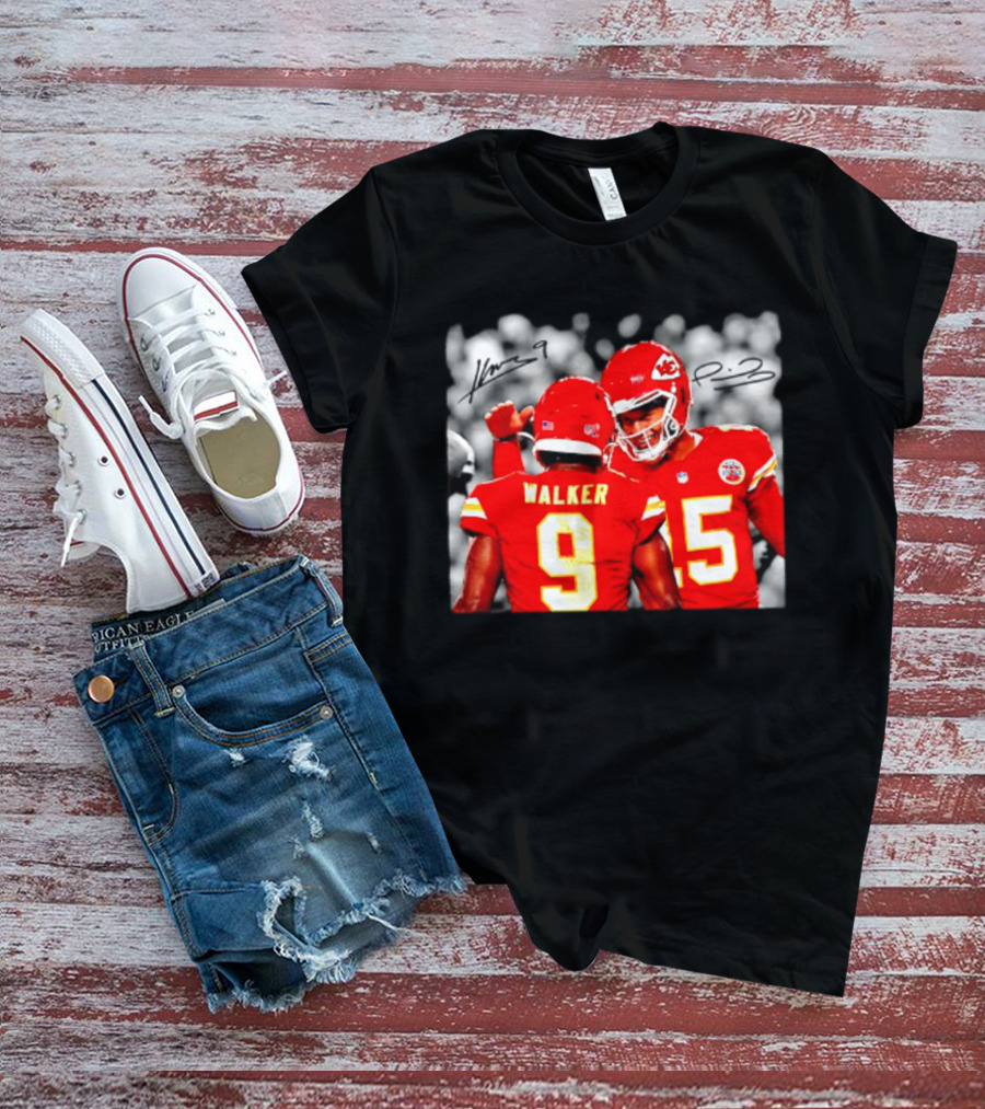 Patrick Mahomes Kenneth Walker III Kansas City Chiefs Player Signatures T-Shirt