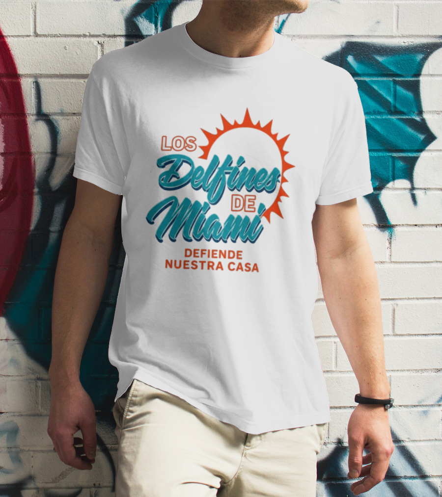 Los Delfines De Miami Defiende Nuestra Casa Solar T-Shirt