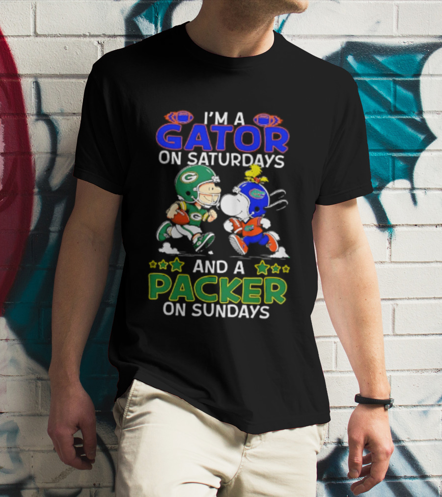 I'm A Gator On Saturdays And A Packer On Sundays Peanuts Football Charlie Brown Snoopy T-Shirt