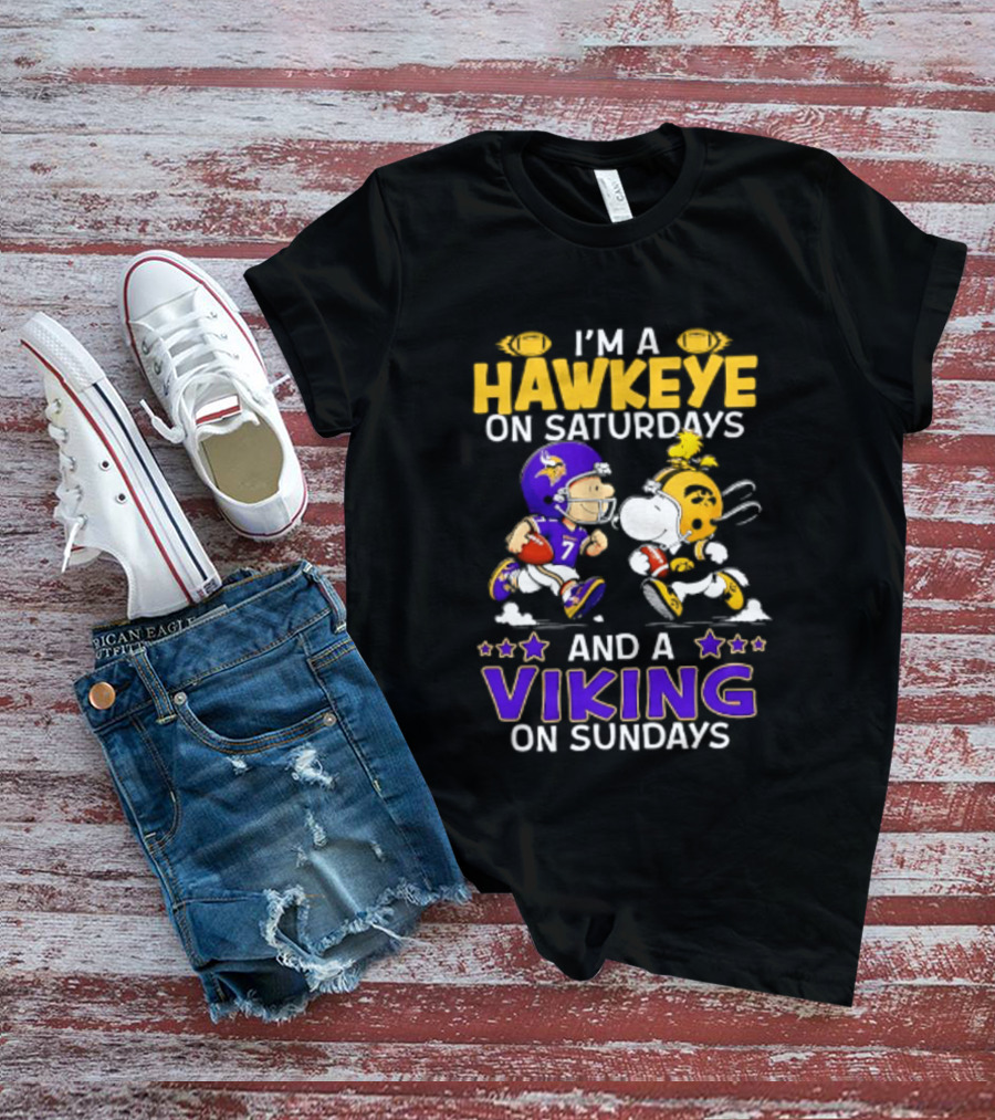 I'm A Hawkeye On Saturdays And A Viking On Sundays Peanuts Mashup T-Shirt