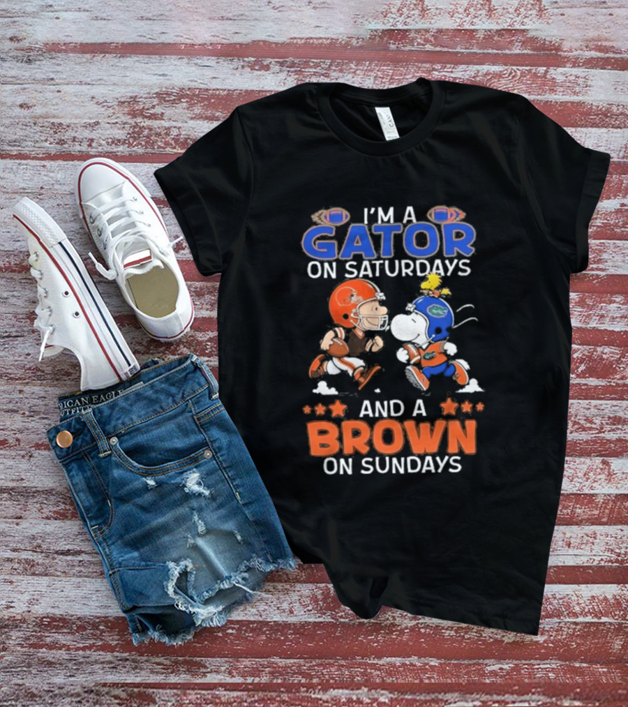 Charlie Brown Snoopy I'm A Gator On Saturdays And A Brown On Sundays Football Helmets T-Shirt