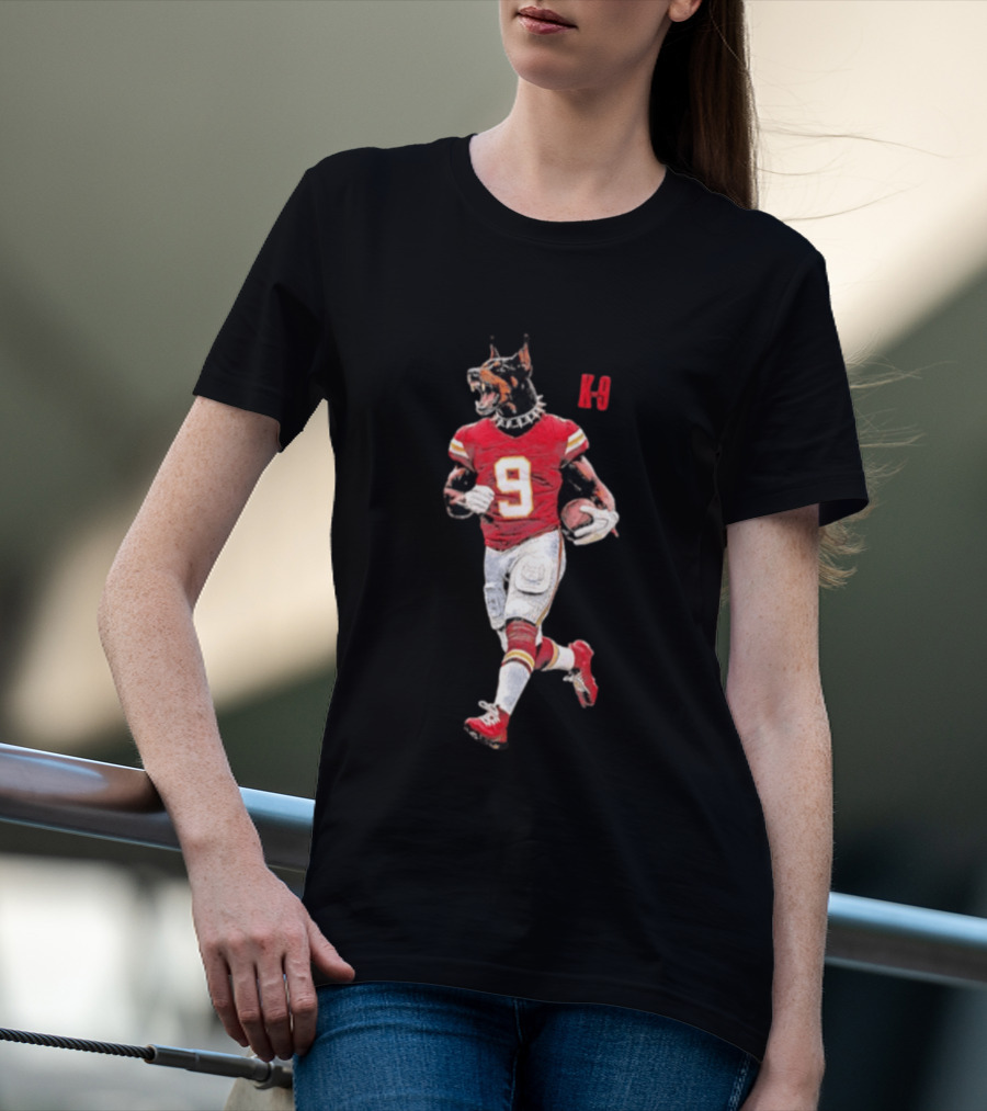 Kenneth Walker III K 9 Doberman Pinscher Kansas City Chiefs Football T-Shirt