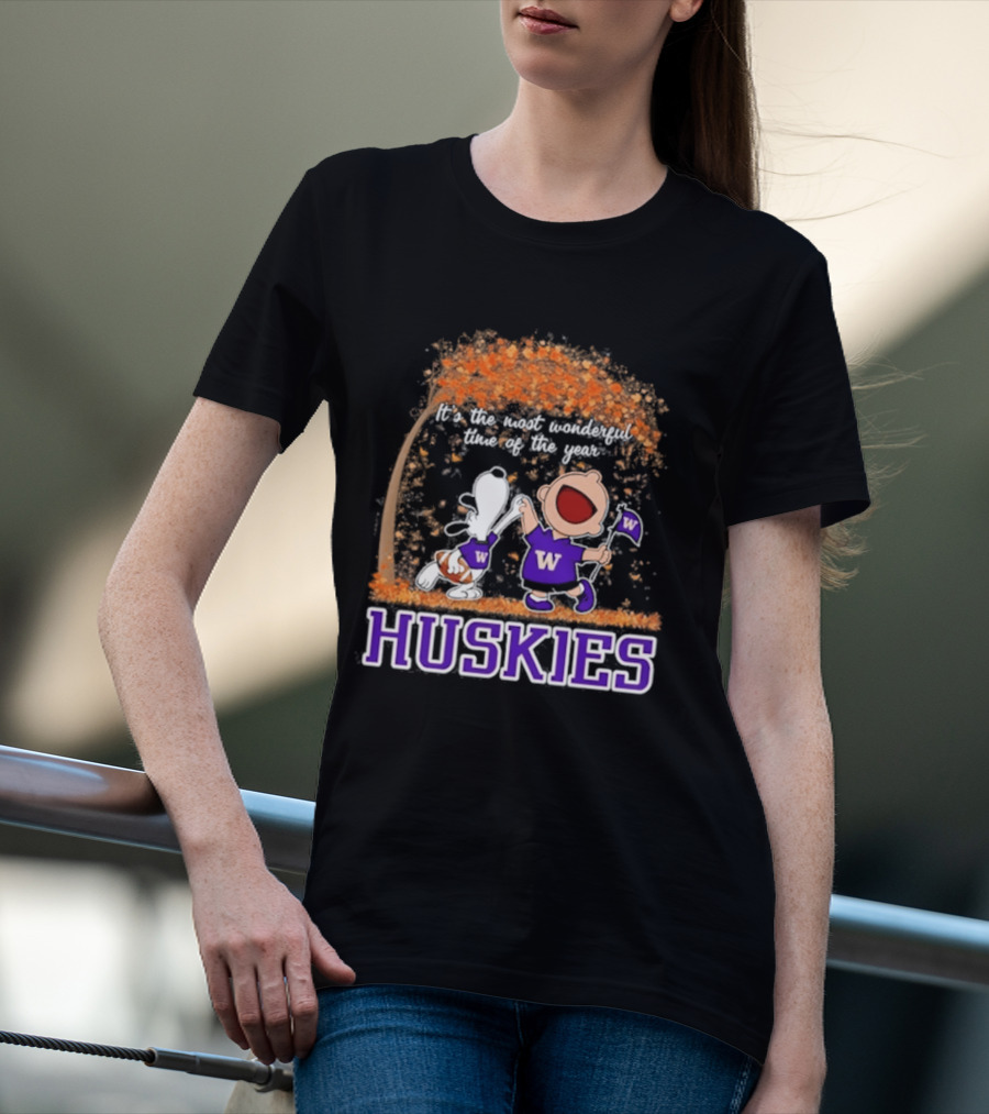 Washington Huskies Snoopy Charlie Brown Autumn 2026 Most Wonderful Time T-Shirt
