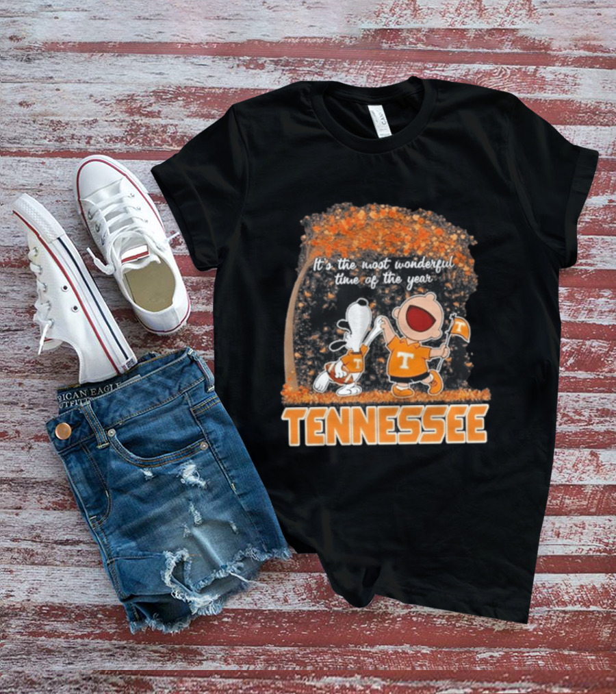 Tennessee Volunteers Snoopy Charlie Brown It's The Most Wonderful Time Of The Year T-Shirt