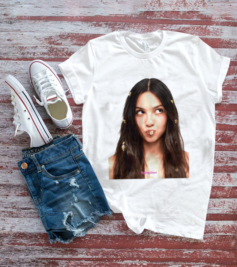 Olivia Rodrigo Rolling Stone Digital Exclusive Photo With Daisy Accents T-Shirt