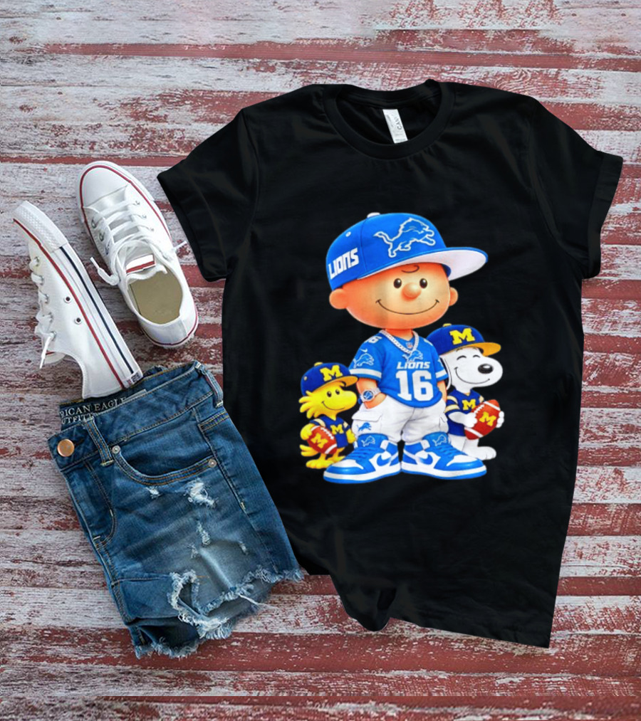 Charlie Brown Snoopy Woodstock Detroit Lions Michigan Wolverines Football Fan 16 T-Shirt