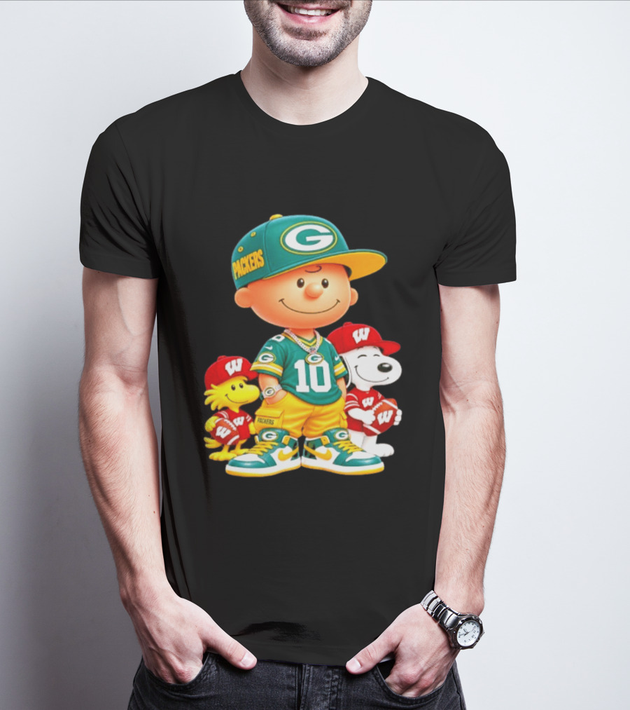 Charlie Brown Snoopy Woodstock Green Bay Packers Wisconsin Badgers Sports Fan Gear T-Shirt