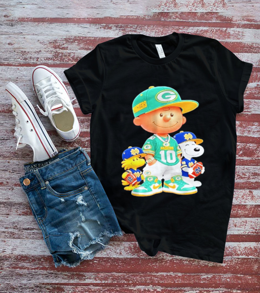 Peanuts Green Bay Packers Notre Dame Fighting Irish Football Characters Charlie Brown Snoopy Woodstock T-Shirt