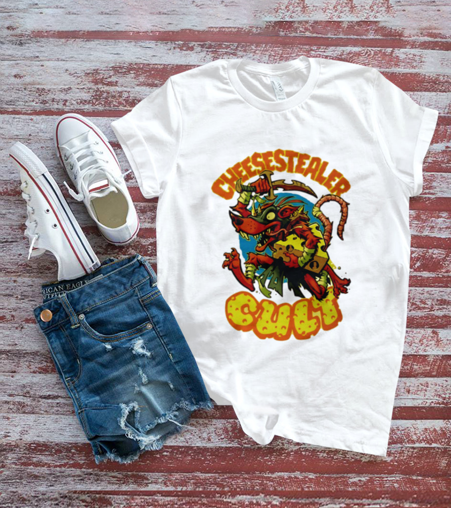 Cheesestealer Cult Rat With Cheese Halloween Fantasy T-Shirt