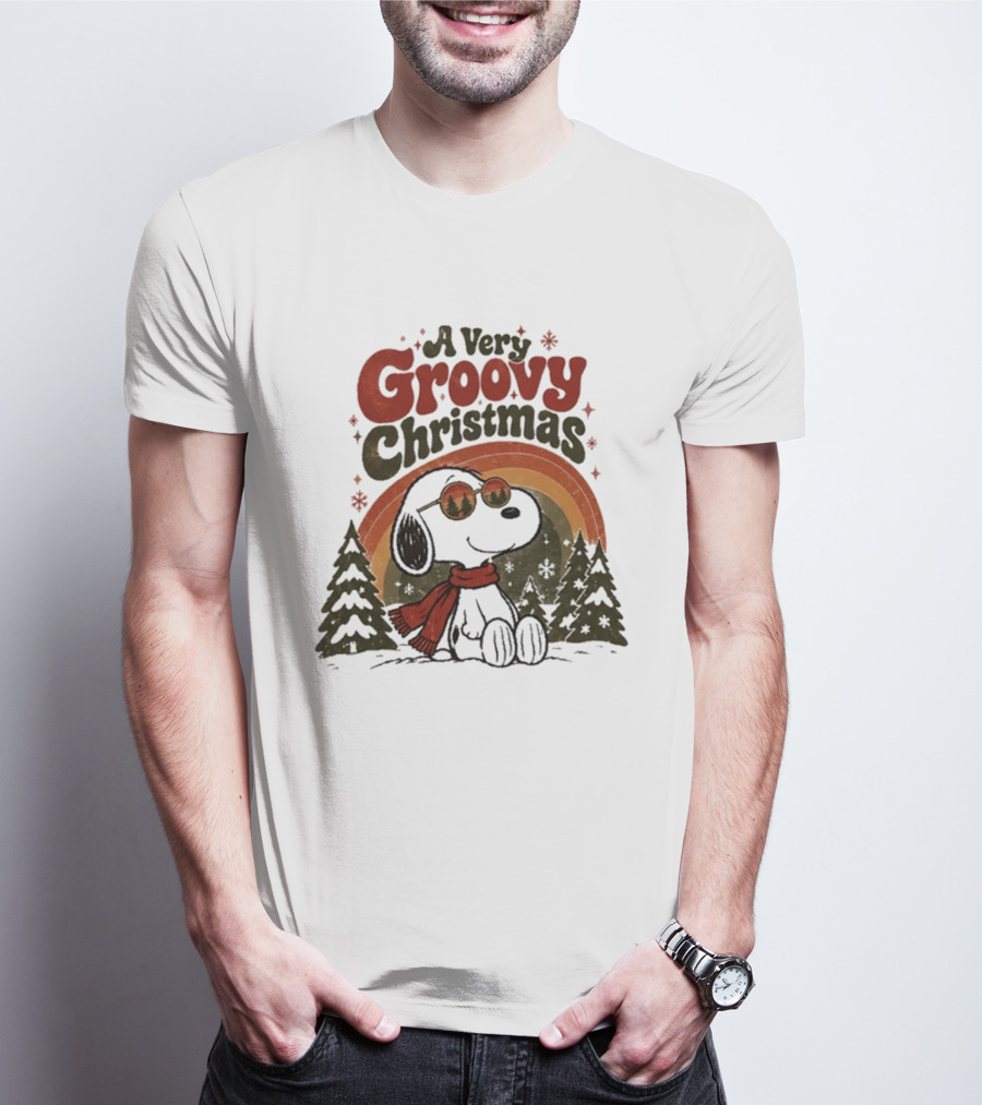 Snoopy A Very Groovy Christmas Retro Holiday Peanuts T-Shirt