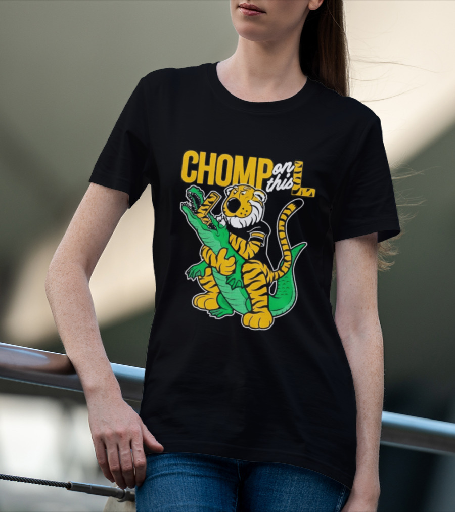 Missouri Chomp On This L Tiger And Alligator Face Off T-Shirt