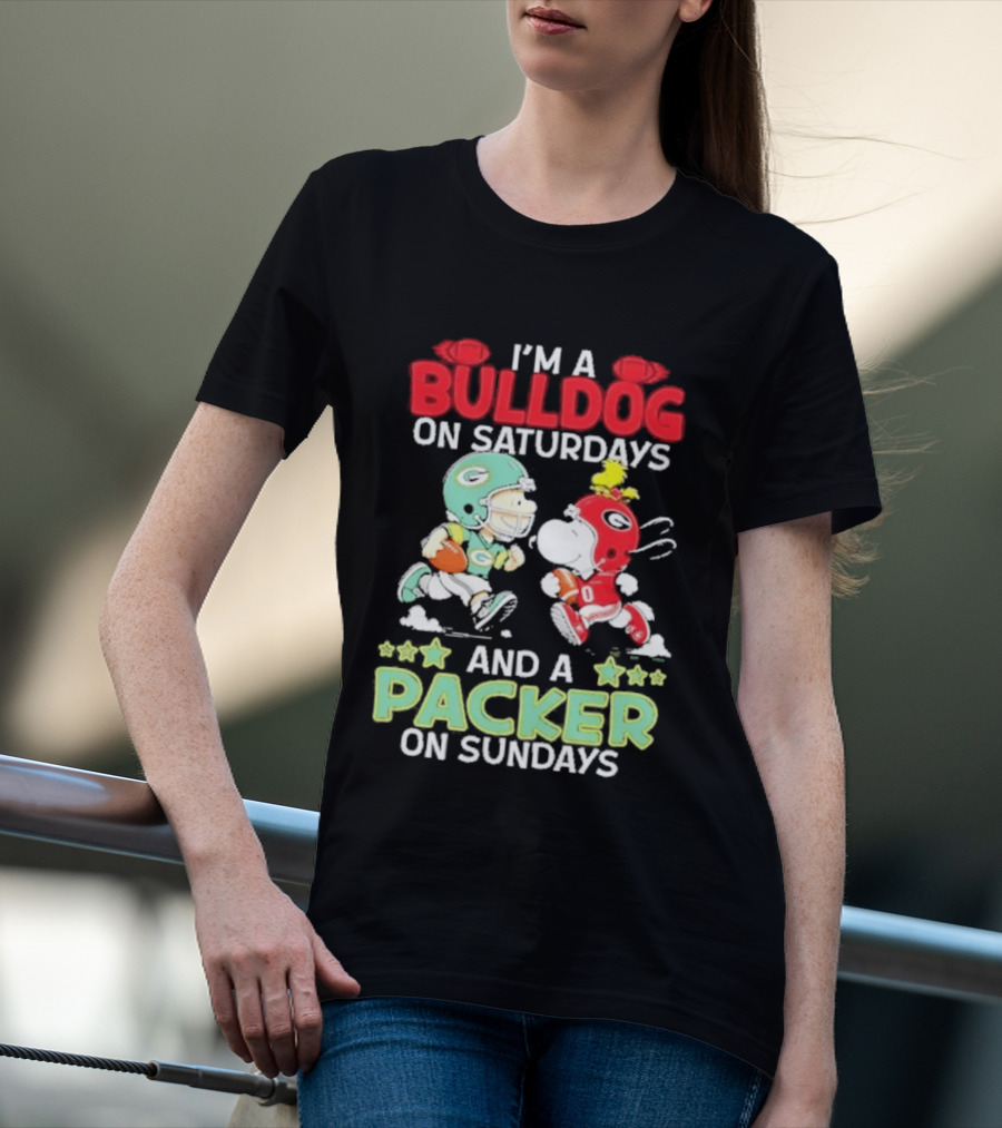 I'm A Bulldog On Saturdays And A Packer On Sundays Football Peanuts T-Shirt