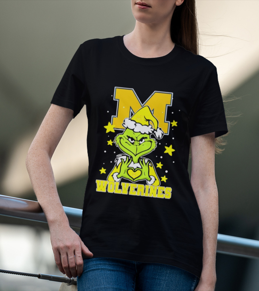 Michigan Wolverines Grinch Love Hands Christmas Football 2026 T-Shirt