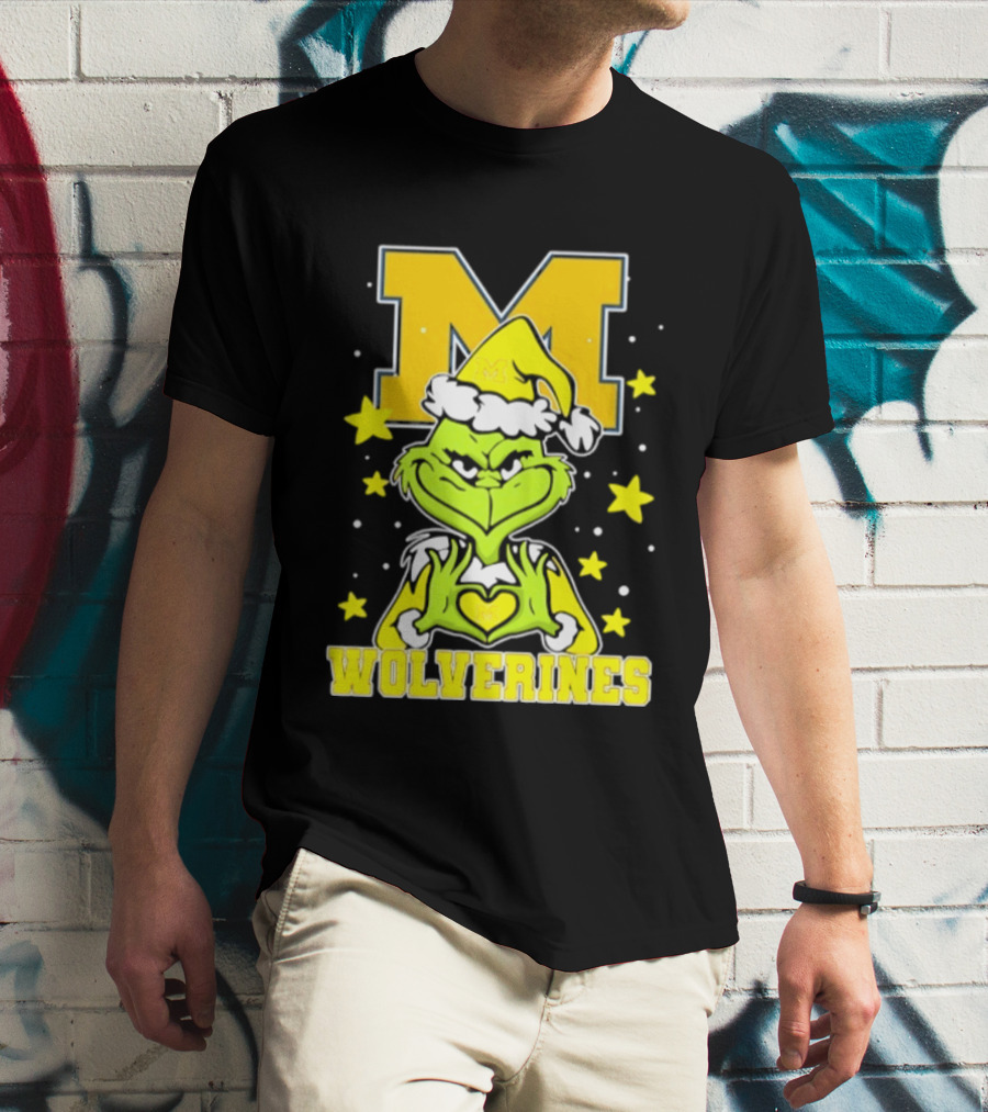 Michigan Wolverines Grinch Love Hands Christmas Football 2026 T-Shirt