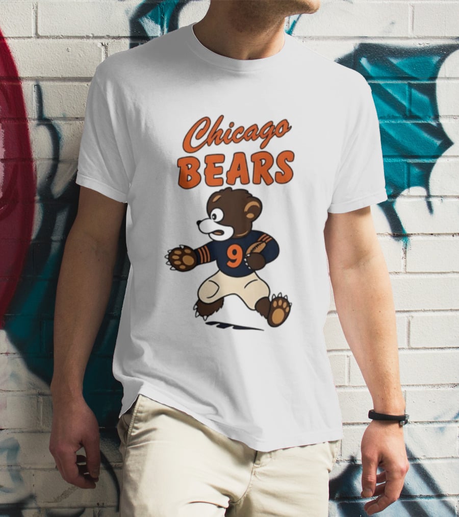 Chicago Bears Football Vintage Cartoon Bear Running Number 9 T-Shirt
