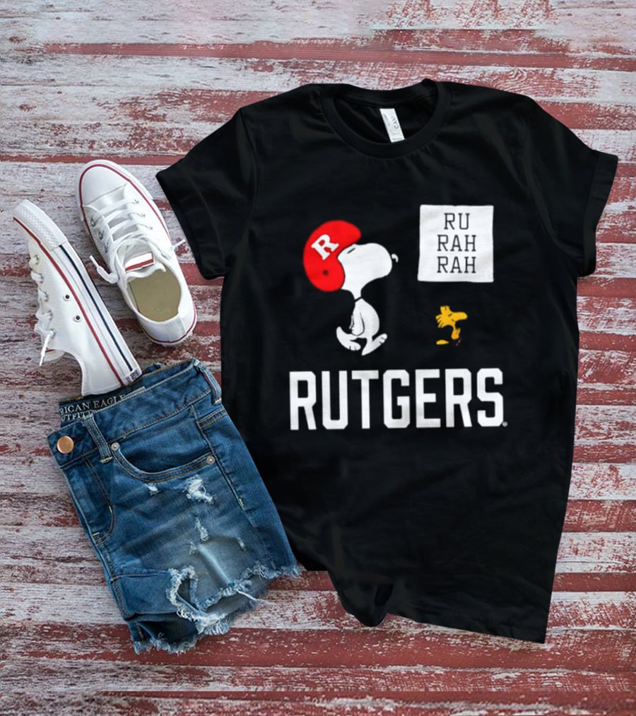 Snoopy Woodstock Rutgers Scarlet Knights Football Helmet R T-Shirt
