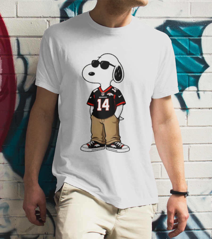 Denver Broncos Snoopy 2026 Football Wearing Sunglasses T-Shirt
