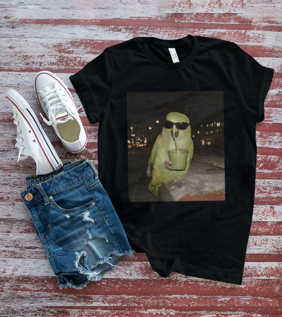 Parrot Wearing Sunglasses Enjoying Green Smoothie At Night T-Shirt