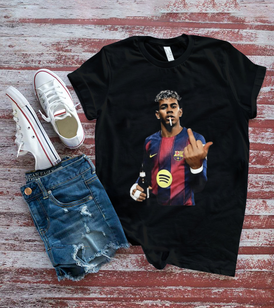 Lamine Yamal FC Barcelona Meme Middle Finger Gesture With Beer And Cigarette T-Shirt