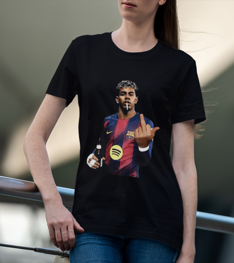 Lamine Yamal FC Barcelona Meme Middle Finger Gesture With Beer And Cigarette T-Shirt