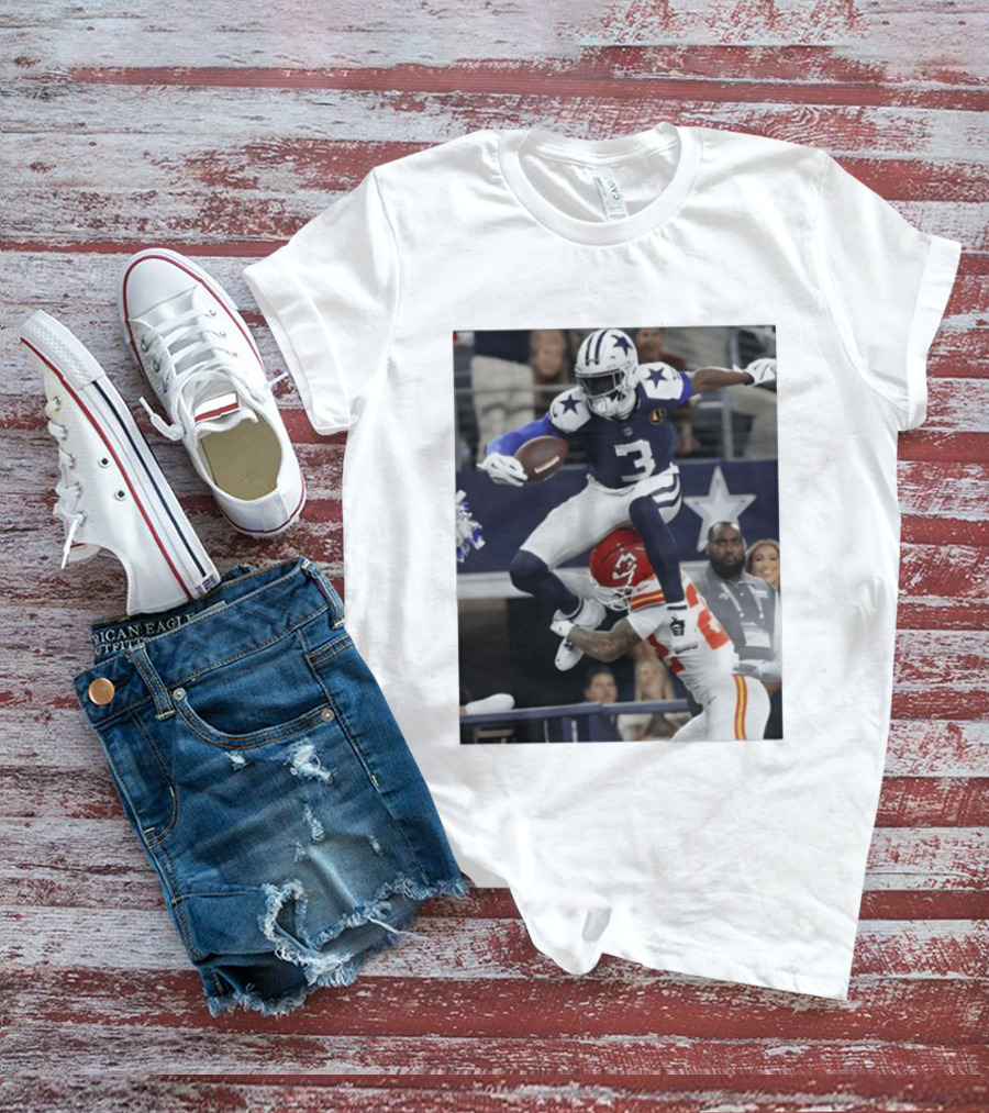 Football Leap Dallas Vs Kansas Royals Dynamic Action T-Shirt