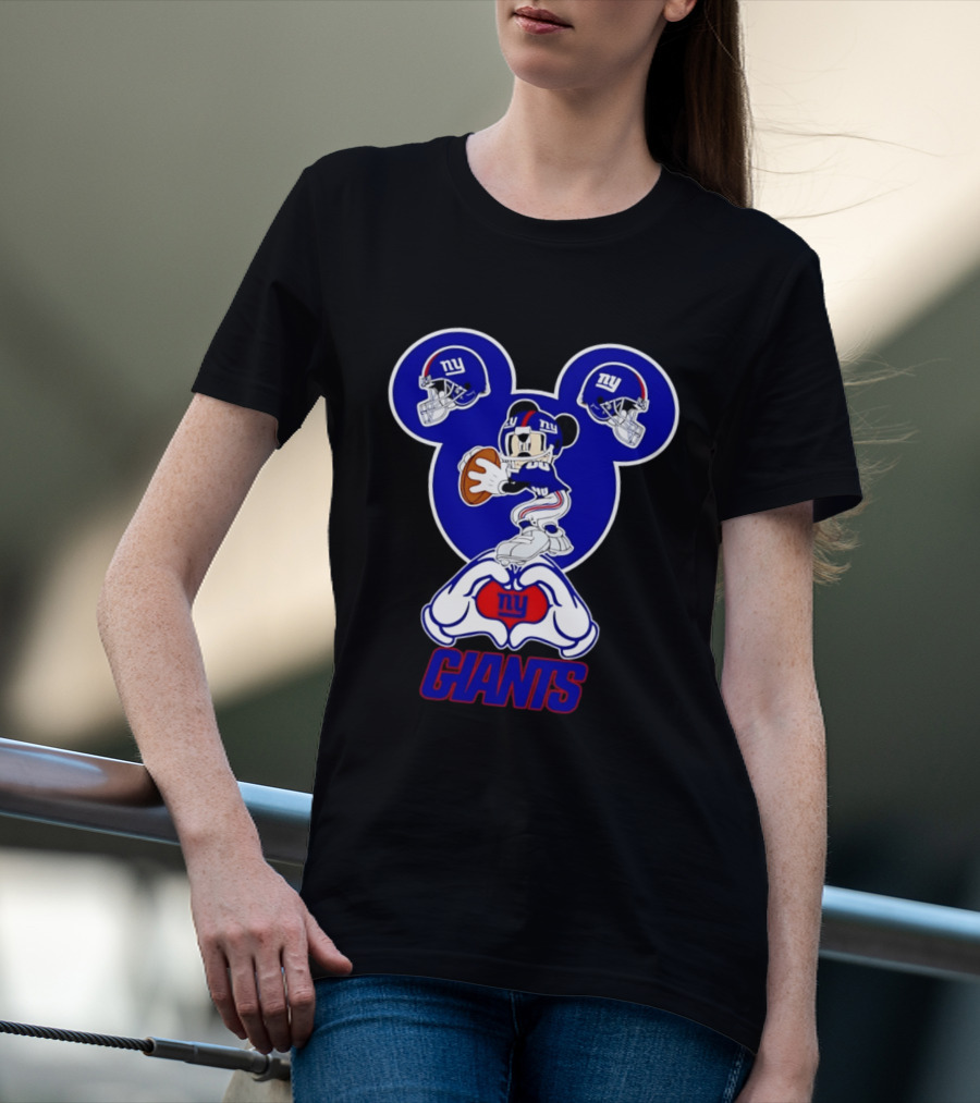 New York Giants Mickey Mouse Heart Hands NFL Team Fan Gear T-Shirt