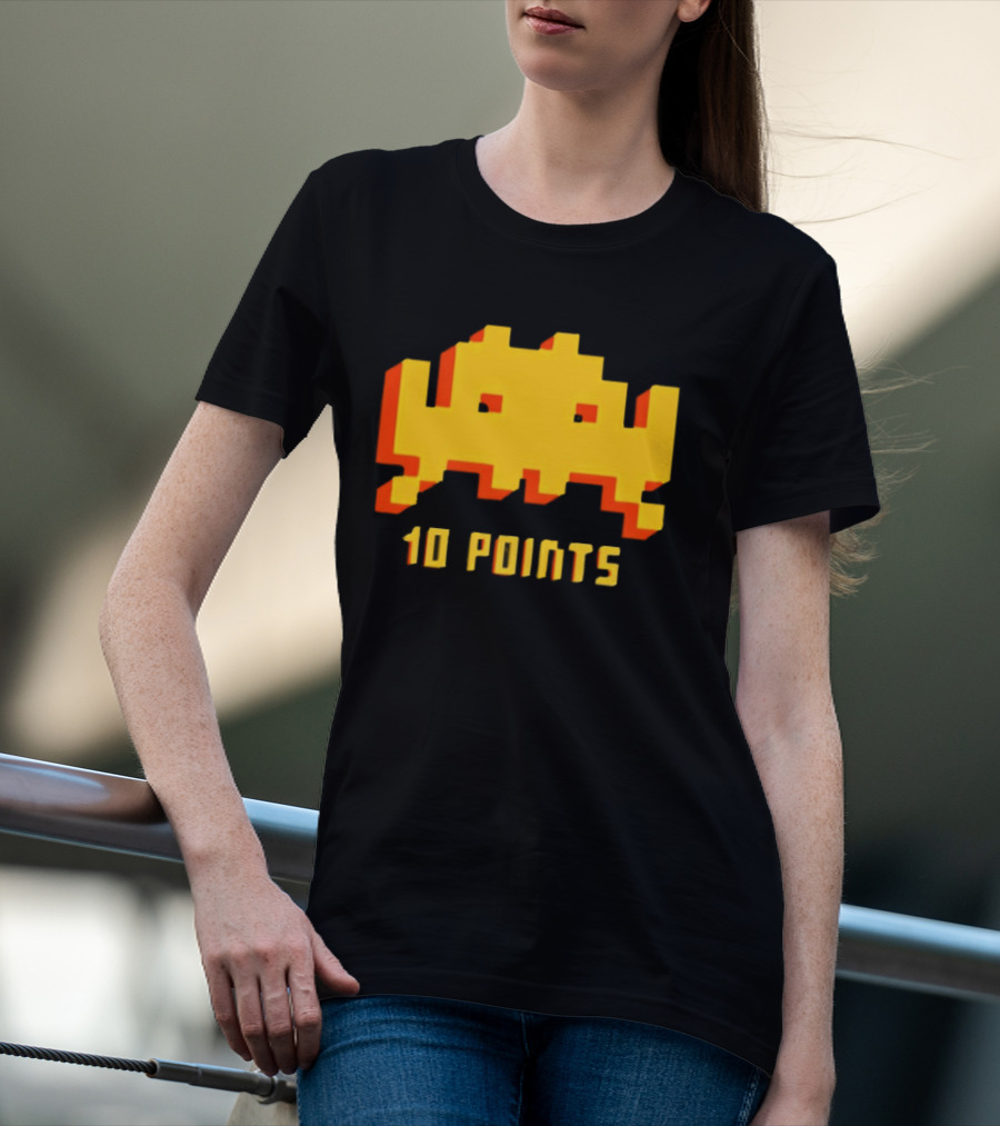 Roy IT Crowd Space Invader 10 Points Game Reference T-Shirt