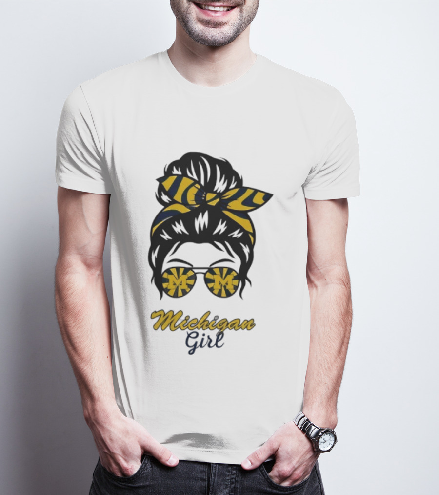 Michigan Girl Messy Bun Glasses Bow T-Shirt